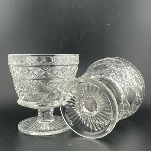 Vintage,, Big Top Peanut Butter Promotion, Footed Bowls Set of 2 by Hazel Atlas - Picture 2 of 5